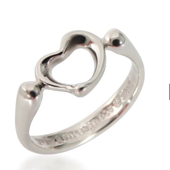 Tiffany & Co.Elsa peretti Open Heart Ring +pouch box Authentic size4.⭐️⭐️⭐️⭐️ - Picture 5 of 17